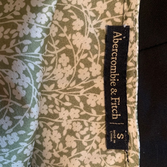 Cowl neck floral cami - Picture 4 of 4